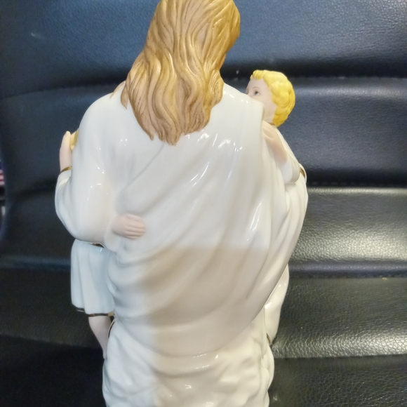 Lenox THE CHILDREN'S BLESSING Figurine Jesus With Boy & Girl Box included - Picture 7 of 12